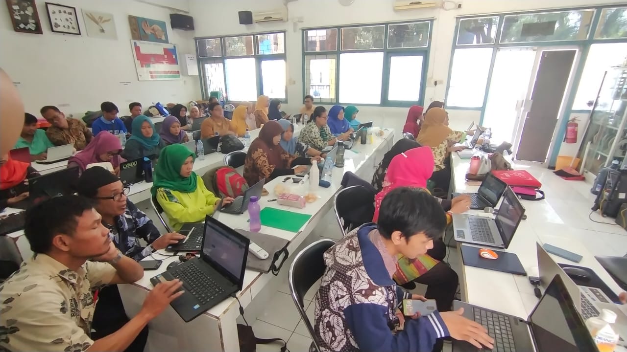 Gambar Pelatihan Daring Office 365